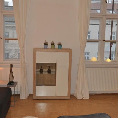 Wunderschone Altbauwohnung In Zentraler Lage Wien Buitenkant foto